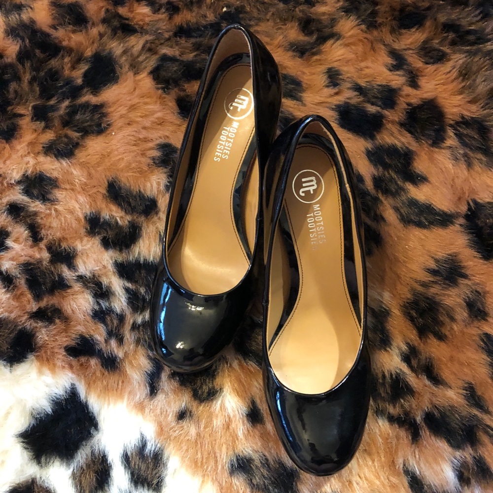 Black Patented Leather Pumps